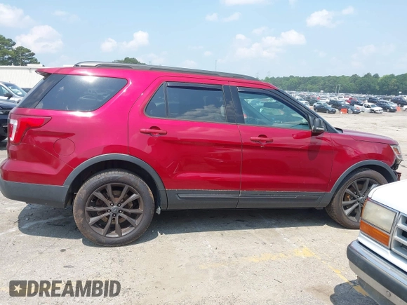 2017 Ford Explorer XLT with VIN 1FM5K7D84HGE18438, listed as a IAAI auction lot 42311925 with 134,650 mi miles and . Bid and sale history available at DreamBid. Image 14.