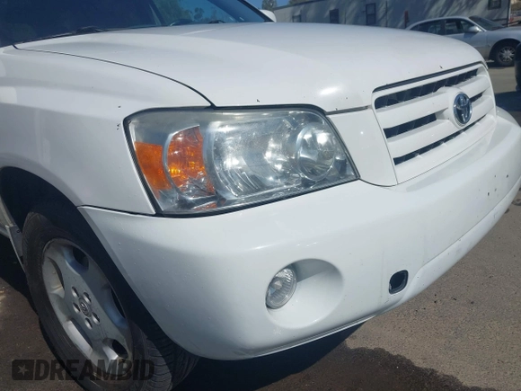 2007 Toyota Highlander w/3rd Row z VIN JTEDP21A470144429, wystawiony jako IAAI lot #41954259 z przebiegiem 171 215 mil mil oraz . Historia ofert i sprzedaży dostępna na DreamBid. Obrazek 12.