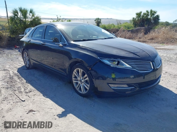 2013 Lincoln MKZ Hybrid z VIN 3LN6L2LU8DR821781, wystawiony jako IAAI lot #41892507 z przebiegiem 95 600 mil mil oraz . Historia ofert i sprzedaży dostępna na DreamBid. Obrazek 1.