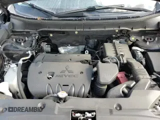 2018 Mitsubishi Outlander SE с VIN JA4AR3AWXJZ019158, выставлен на аукционе Copart как лот 82030815 с пробегом 111 882 миль миль и Списание • Salvage title. История ставок и продаж доступна на DreamBid. Изображение 15.