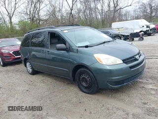 2005 Toyota Sienna CE with VIN 5TDZA23C15S313939, listed as a IAAI auction lot 41952894 with 268,191 mi miles. Bid and sale history available at carsss.com. Image 13.