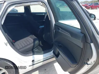 2020 Ford Fusion SE с VIN 3FA6P0HD3LR162034, выставлен на аукционе IAAI как лот 42137249 с пробегом 57 629 миль миль и . История ставок и продаж доступна на DreamBid. Изображение 8.