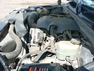 2002 Chevrolet Suburban Z71 с VIN 3GNFK16Z92G139419, выставлен на аукционе IAAI как лот 42727843 с пробегом Не указан миль и . История ставок и продаж доступна на DreamBid. Изображение 13.