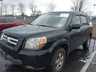 2006 Honda Pilot EX with VIN 2HKYF18476H504328, listed as a IAAI auction lot 40746937 with 232,826 mi miles and . Bid and sale history available at DreamBid. Image 2.