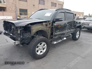 2022 Toyota Tacoma SR5 with VIN 3TMAZ5CN6NM183150, listed as a IAAI auction lot 42563528 with 38,726 mi miles and . Bid and sale history available at DreamBid. Image 21.