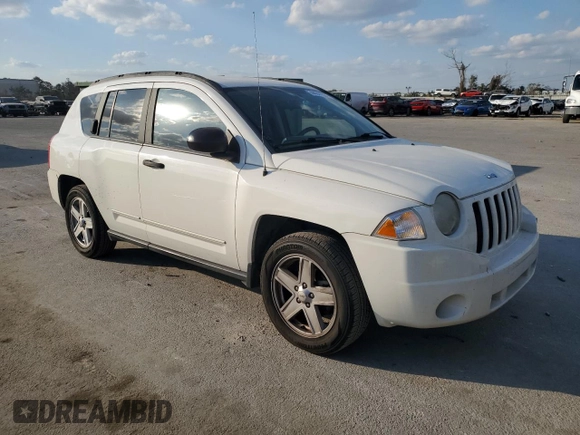 2008 Jeep Compass Sport with VIN 1J8FT47018D780764, listed as a Copart auction lot 44341525 with 175,279 mi miles and Salvage Title. Bid and sale history available at carsss.com. Image 4.