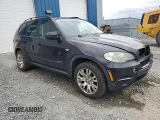 2012 BMW X5 35i z VIN 5UXZV4C5XCL752071, wystawiony jako Copart lot #56623145 z przebiegiem 180 161 mil mil oraz Czysty tytuł • Clean title. Historia ofert i sprzedaży dostępna na DreamBid. Obrazek 4.