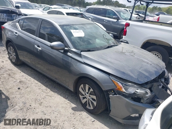 2019 Nissan Altima S z VIN 1N4BL4BV2KC212714, wystawiony jako IAAI lot #41940773 z przebiegiem 128 772 mil mil oraz . Historia ofert i sprzedaży dostępna na DreamBid. Obrazek 1.
