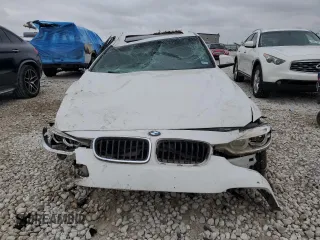 2016 BMW 3 Series 328i with VIN WBA8E9C52GK648256, listed as a Copart auction lot 50982565 with 86,527 mi miles and Salvage Title. Bid and sale history available at DreamBid. Image 5.
