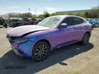 2020 Maserati Levante S z VIN ZN661YUA5LX344751, wystawiony jako Copart lot #53500525 z przebiegiem 90 090 mil mil oraz Szkoda całkowita • Salvage title. Historia ofert i sprzedaży dostępna na DreamBid. Obrazek 1.