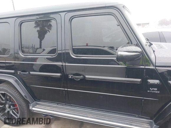 2023 Mercedes-Benz G AMG G 63 with VIN W1NYC7HJ3PX470873, listed as a IAAI auction lot 41782875 with 33,043 mi miles. Bid and sale history available at carsss.com. Image 13.