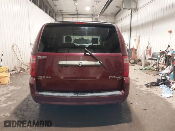 2009 Dodge Grand Caravan SXT z VIN 2D8HN54X39R551424, wystawiony jako IAAI lot #41370081 z przebiegiem 176 614 mil mil oraz . Historia ofert i sprzedaży dostępna na DreamBid. Obrazek 16.