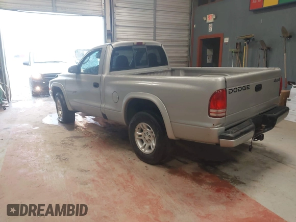2001 Dodge Dakota with VIN 1B7GG26X21S118759, listed as a IAAI auction lot 41943297 with 156,372 mi miles and . Bid and sale history available at carsss.com. Image 3.