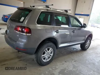 2009 Volkswagen Touareg VR6 z VIN WVGBE77L39D013877, wystawiony jako Copart lot #65572024 z przebiegiem 139 263 mil mil oraz Tytuł czysty. Historia ofert i sprzedaży dostępna na DreamBid. Obrazek 3.
