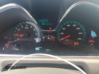 2015 Chevrolet Traverse LTZ z VIN 1GNKRJKD8FJ269524, wystawiony jako Copart lot #56700805 z przebiegiem 110 605 mil mil oraz Szkoda całkowita • Salvage title. Historia ofert i sprzedaży dostępna na DreamBid. Obrazek 9.