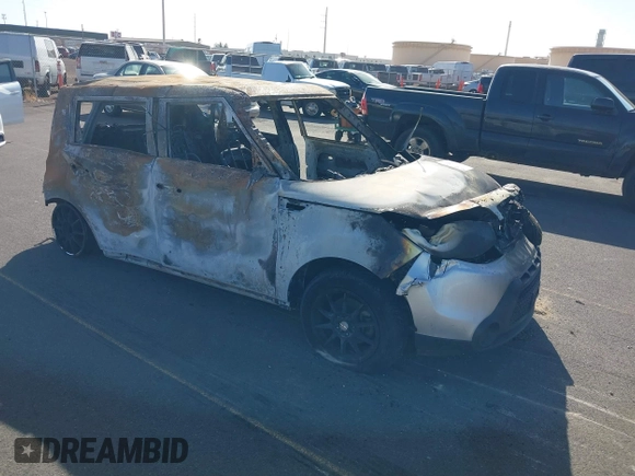 2014 Kia Soul with VIN KNDJN2A25E7721852, listed as a IAAI auction lot 41081969 with 1 mi miles. Bid and sale history available at carsss.com. Image 1.