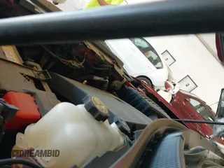 2019 Chevrolet Traverse LT Cloth с VIN 1GNERGKW9KJ227035, выставлен на аукционе IAAI как лот 42802301 с пробегом 93 609 миль миль и . История ставок и продаж доступна на DreamBid. Изображение 18.