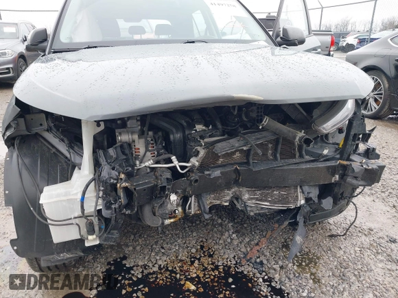 2021 Hyundai Venue SEL with VIN KMHRC8A30MU078911, listed as a IAAI auction lot 41497258 with 52,203 mi miles and . Bid and sale history available at carsss.com. Image 6.