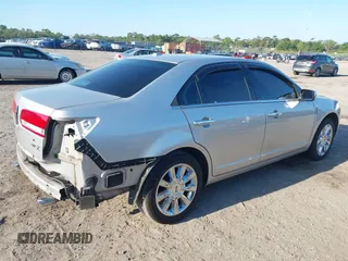 2010 Lincoln MKZ with VIN 3LNHL2GC9AR753657, listed as a IAAI auction lot 42055832 with 154,308 mi miles. Bid and sale history available at carsss.com. Image 4.