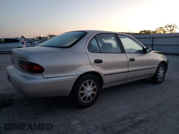 1994 Geo Prizm z VIN 1Y1SK5382RZ047889, wystawiony jako Copart lot #51683725 z przebiegiem 149 793 mil mil oraz Szkody całkowita. Historia ofert i sprzedaży dostępna na DreamBid. Obrazek 3.