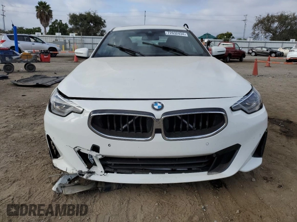 2023 BMW 2 Series 230i with VIN 3MW23CM06P8D79322, listed as a Copart auction lot 72032434 with 7,023 mi miles and Salvage Title. Bid and sale history available at carsss.com. Image 5.