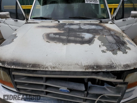 1997 Ford F-250 z VIN 3FTHF26H1VMA08574, wystawiony jako Copart lot #61541455 z przebiegiem Nie podano mil oraz Szkoda całkowita • Salvage title. Historia ofert i sprzedaży dostępna na DreamBid. Obrazek 11.
