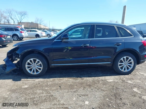 2016 Audi Q5 Premium with VIN WA1C2AFP6GA093705, listed as a IAAI auction lot 41811138 with 96,490 mi miles. Bid and sale history available at carsss.com. Image 13.