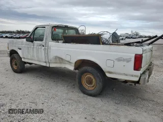 1993 Ford F-250 with VIN 1FTHF26H5PNA11633, listed as a Copart auction lot 79482634 with 186,709 mi miles and Salvage Title. Bid and sale history available at carsss.com. Image 2.