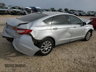 2016 Ford Fusion S with VIN 3FA6P0G76GR302613, listed as a Copart auction lot 82446384 with Not provided miles and Salvage title. Bid and sale history available at DreamBid. Image 3.