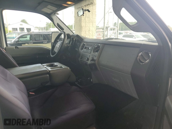 2012 Ford F-250 XL with VIN 1FT7X2A67CED19069, listed as a IAAI auction lot 42663359 with 283,000 mi miles and . Bid and sale history available at DreamBid. Image 13.