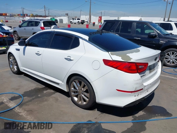 2015 Kia Optima SX Turbo with VIN 5XXGR4A63FG470724, listed as a IAAI auction lot 42006500 with 188,422 mi miles. Bid and sale history available at carsss.com. Image 3.