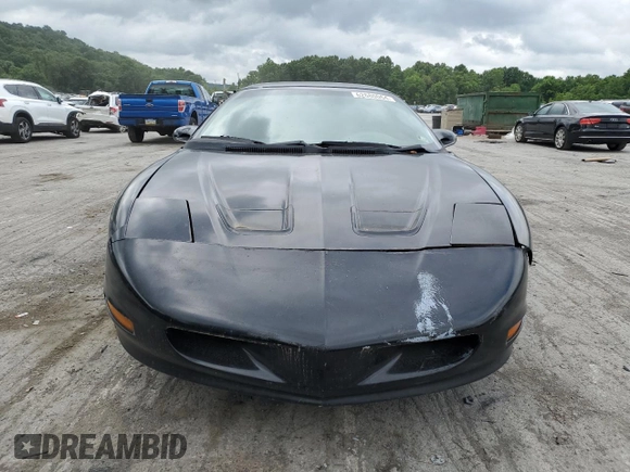 1995 Pontiac Firebird Firebird with VIN 2G2FS22S1S2215990, listed as a Copart auction lot 85984594 with 141,363 mi miles and Salvage title. Bid and sale history available at DreamBid. Image 5.