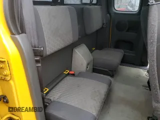 2004 GMC Canyon SLE Z71 z VIN 1GTDS196148179083, wystawiony jako Copart lot #45245355 z przebiegiem 151 019 mil mil oraz Szkoda całkowita • Salvage title. Historia ofert i sprzedaży dostępna na DreamBid. Obrazek 10.