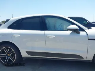 2021 Porsche Macan z VIN WP1AA2A59MLB00947, wystawiony jako IAAI lot #42013483 z przebiegiem Nie podano mil oraz . Historia ofert i sprzedaży dostępna na DreamBid. Obrazek 13.