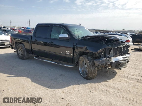 2007 Chevrolet Silverado 1500 LT w/1LT with VIN 3GCEC13J87G501215, listed as a Copart auction lot 45108135 with 216,522 mi miles and Salvage Title. Bid and sale history available at carsss.com. Image 4.