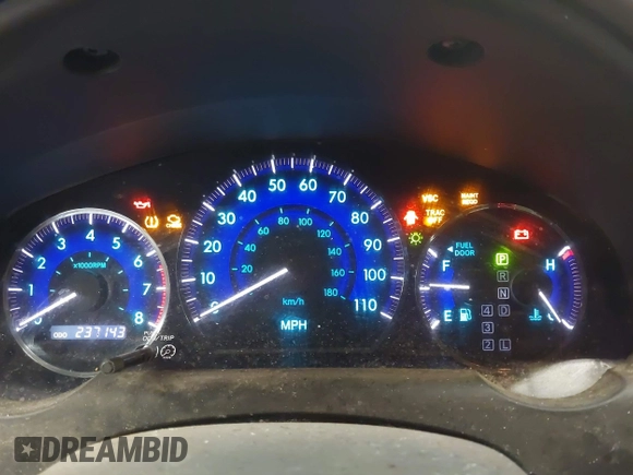 2008 Toyota Sienna XLE with VIN 5TDZK22C38S164338, listed as a IAAI auction lot 42161825 with 237,143 mi miles. Bid and sale history available at carsss.com. Image 7.