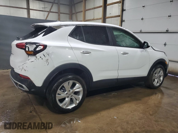 2025 Buick Encore GX Preferred z VIN KL4AMCSL7SB155776, wystawiony jako Copart lot #65182045 z przebiegiem 8 818 mil mil oraz Szkoda całkowita • Salvage title. Historia ofert i sprzedaży dostępna na DreamBid. Obrazek 3.