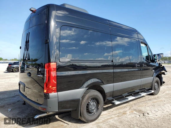2024 Mercedes-Benz Sprinter with VIN W1Z4NFHY1RP657272, listed as a Copart auction lot 60140344 with Not Provided miles and Salvage Title. Bid and sale history available at DreamBid. Image 3.
