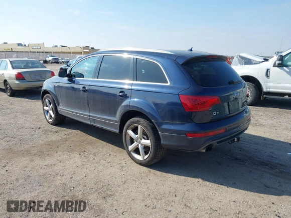 2014 Audi Q7 3.0T S line Prestige with VIN WA1DGAFE3ED010425, listed as a IAAI auction lot 41523192 with 172,671 mi miles. Bid and sale history available at carsss.com. Image 3.