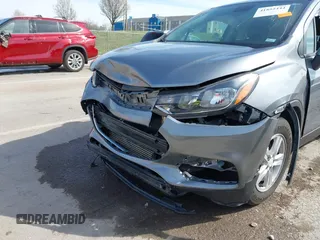 2020 Chevrolet Trax LS with VIN 3GNCJKSBXLL230292, listed as a IAAI auction lot 41852444 with 109,971 mi miles and . Bid and sale history available at carsss.com. Image 6.