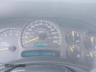 2004 Chevrolet Silverado 1500 Z71 with VIN 2GCEK19T041152888, listed as a IAAI auction lot 42121958 with 109,050 mi miles. Bid and sale history available at carsss.com. Image 7.