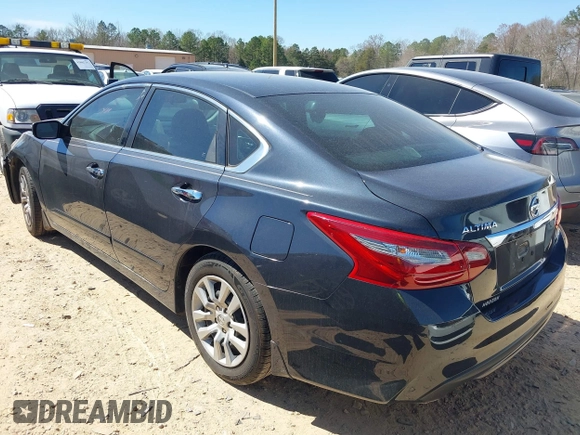2018 Nissan Altima SV with VIN 1N4AL3AP6JC255539, listed as a IAAI auction lot 41827843 with 109,791 mi miles and . Bid and sale history available at carsss.com. Image 3.