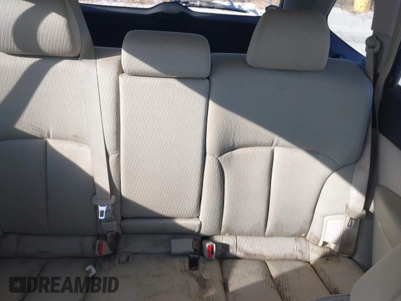 2010 Subaru Outback Premium All-Weather Anniversary z VIN 4S4BRBGC0A3367406, wystawiony jako IAAI lot #41294866 z przebiegiem 152 570 mil mil oraz . Historia ofert i sprzedaży dostępna na DreamBid. Obrazek 13.