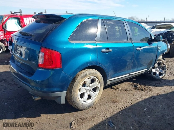 2011 Ford Edge SEL with VIN 2FMDK3JC1BBA70206, listed as a IAAI auction lot 41642210 with 210,732 mi miles. Bid and sale history available at carsss.com. Image 4.
