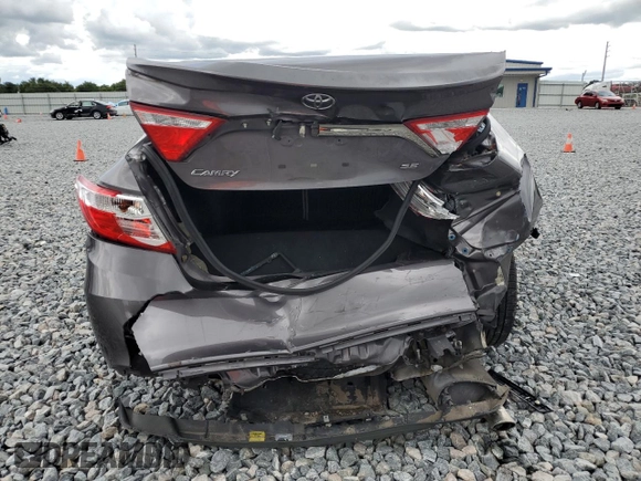 2017 Toyota Camry XLE z VIN 4T1BF1FK9HU814458, wystawiony jako Copart lot #59431165 z przebiegiem 227 269 mil mil oraz Szkoda całkowita • Salvage title. Historia ofert i sprzedaży dostępna na DreamBid. Obrazek 6.