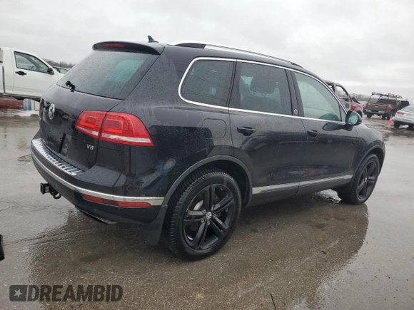 2017 Volkswagen Touareg Wolfsburg Edition z VIN WVGRF7BPXHD006302, wystawiony jako Copart lot #44783475 z przebiegiem 138 244 mil mil oraz Czysty tytuł • Clean title. Historia ofert i sprzedaży dostępna na DreamBid. Obrazek 3.