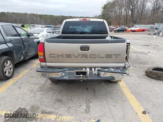 2002 Chevrolet Silverado 1500 LS with VIN 1GCEC19W12Z120303, listed as a IAAI auction lot 41269996 with 185,809 mi miles. Bid and sale history available at carsss.com. Image 16.