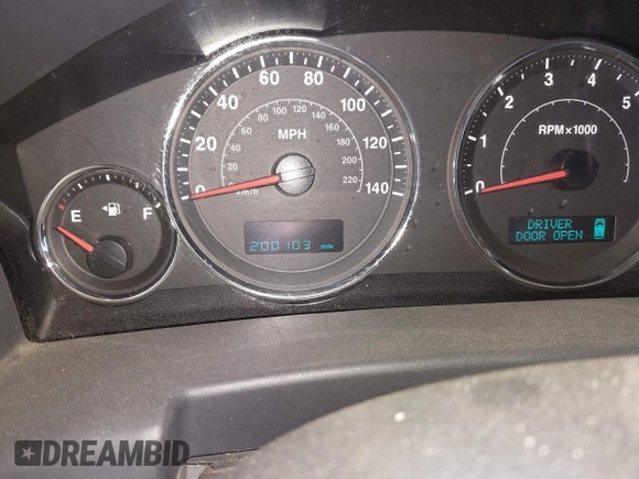 2007 Jeep Commander Sport with VIN 1J8HG48P97C601058, listed as a IAAI auction lot 42489447 with 200,103 mi miles and . Bid and sale history available at DreamBid. Image 7.