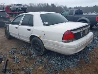 2011 Ford Police Interceptor with VIN 2FABP7BV0BX176367, listed as a IAAI auction lot 41968765 with 1 mi miles. Bid and sale history available at carsss.com. Image 3.