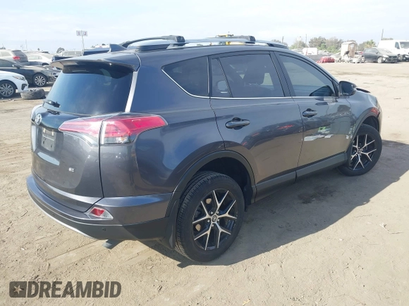 2017 Toyota RAV4 SE z VIN JTMNFREV9HJ706600, wystawiony jako IAAI lot #41109620 z przebiegiem 53 386 mil mil oraz . Historia ofert i sprzedaży dostępna na DreamBid. Obrazek 4.